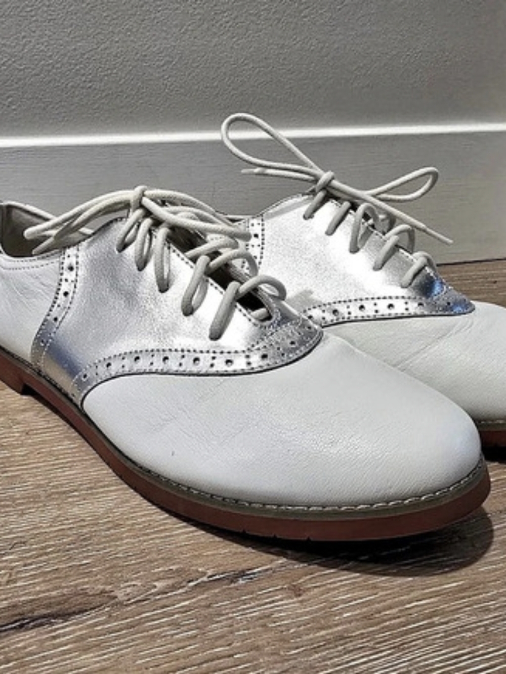 Eastland Sadie Saddle Oxford Brogue White & Silver US 11 M